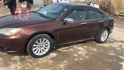 Chrysler 200